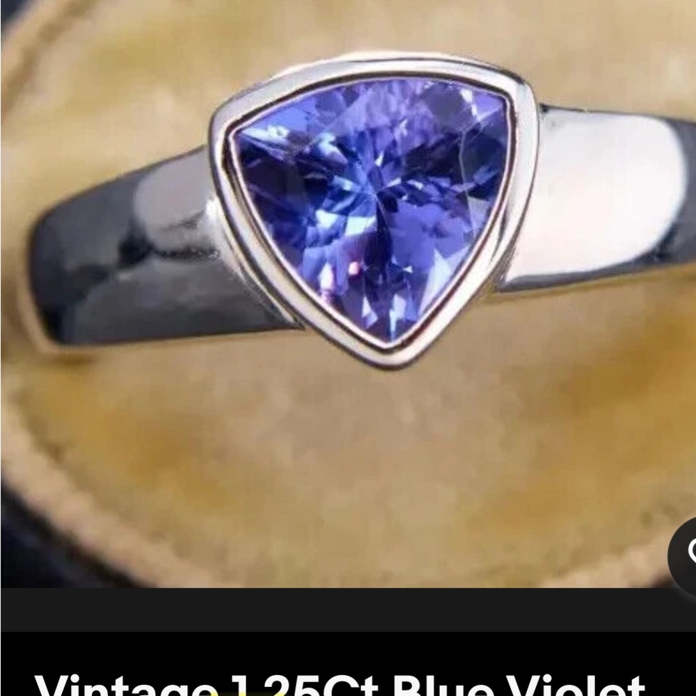 ❤️Violet Tanzanite Ring 18k plated